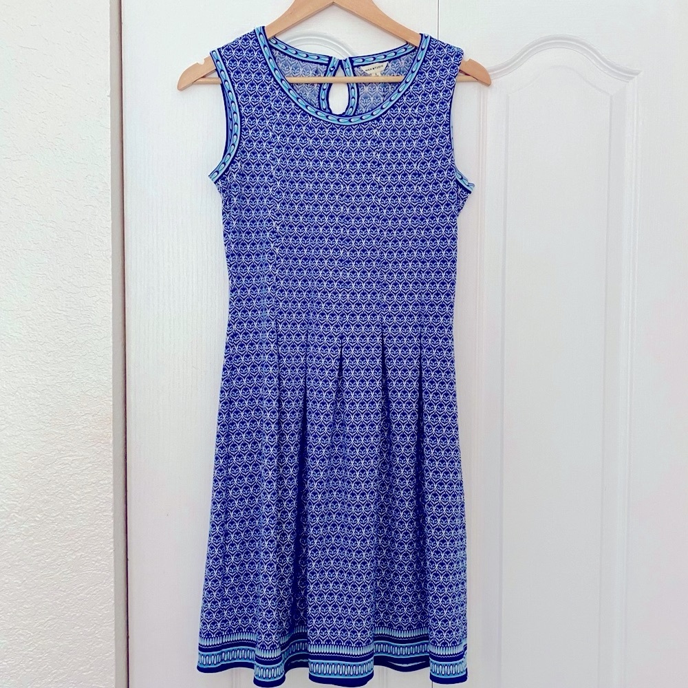 Flowy Sleeveless Max Studio Dress